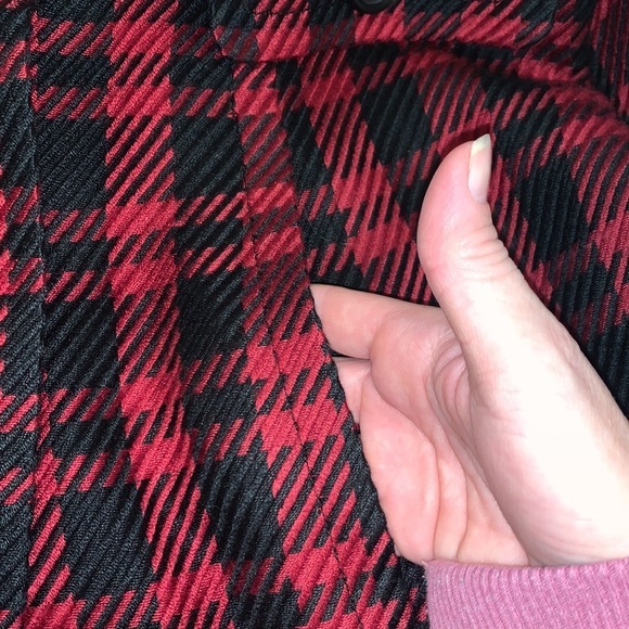 Apt. 9 size M burgundy & black plaid button up lined long sleeve wool blend coat - Picture 16 of 16